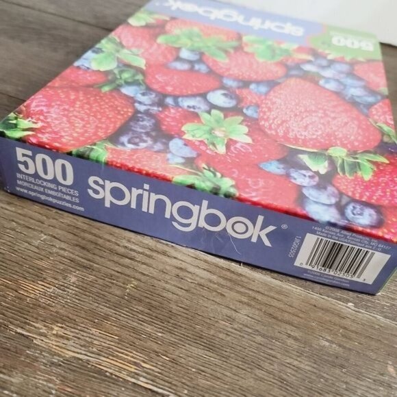 Springbok 1000 Piece Strawberry Blueberries Puzzle Fruit Garden Vegan - Picture 6 of 11